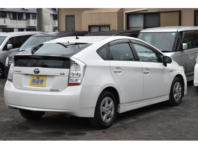 プリウス S LEDエディション 特別仕様車 S LEDエディション 3連LEDヘッドランプ パール スマートキーx2本 プッシュスタート バックモニター EGRバルブ清掃済み ビルトインETC ナビ テレビ 取説 AA評価4点(2枚目)