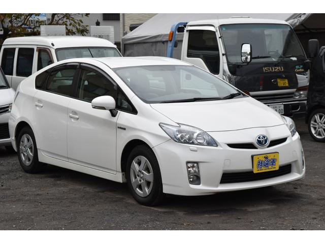 プリウス S LEDエディション 特別仕様車 S LEDエディション 3連LEDヘッドランプ パール スマートキーx2本 プッシュスタート バックモニター EGRバルブ清掃済み ビルトインETC ナビ テレビ 取説 AA評価4点(3枚目)