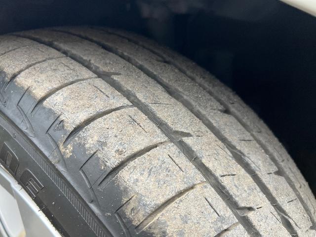 プリウス S LEDエディション 特別仕様車 S LEDエディション 3連LEDヘッドランプ パール スマートキーx2本 プッシュスタート バックモニター EGRバルブ清掃済み ビルトインETC ナビ テレビ 取説 AA評価4点(31枚目)