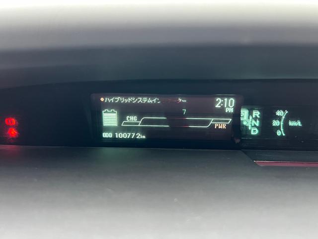 プリウス S LEDエディション 特別仕様車 S LEDエディション 3連LEDヘッドランプ パール スマートキーx2本 プッシュスタート バックモニター EGRバルブ清掃済み ビルトインETC ナビ テレビ 取説 AA評価4点(60枚目)