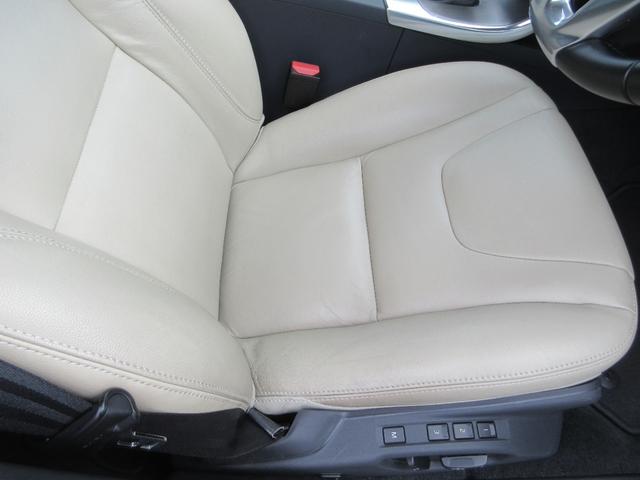 Ｖ６０ クロスカントリー　Ｔ５　ＡＷＤ　ＳＥ　純正ナビ　ＴＶ　バックカメラ　レザーシート　パドルシフト　電動パワーシート　ＨＩＤヘッドライト　ＥＴＣ　クルーズコントロール　障害物センサー　レーンキープアシスト　ｂｌｕｅｔｏｏｔｈ（40枚目）
