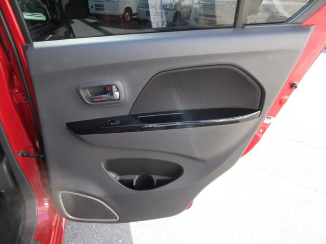 ワゴンＲスティングレー Ｔ　ＥＴＣ　ナビ　スマートキー　プッシュスタート　社外マフラー　シートヒーター　ＨＩＤヘッドライト　フォグランプ　衝突被害軽減ブレーキ　アクセル踏み違い防止装置　クルーズコントロール　アイドリングストップ（22枚目）
