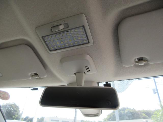 ワゴンＲスティングレー Ｔ　ＥＴＣ　ナビ　スマートキー　プッシュスタート　社外マフラー　シートヒーター　ＨＩＤヘッドライト　フォグランプ　衝突被害軽減ブレーキ　アクセル踏み違い防止装置　クルーズコントロール　アイドリングストップ（24枚目）