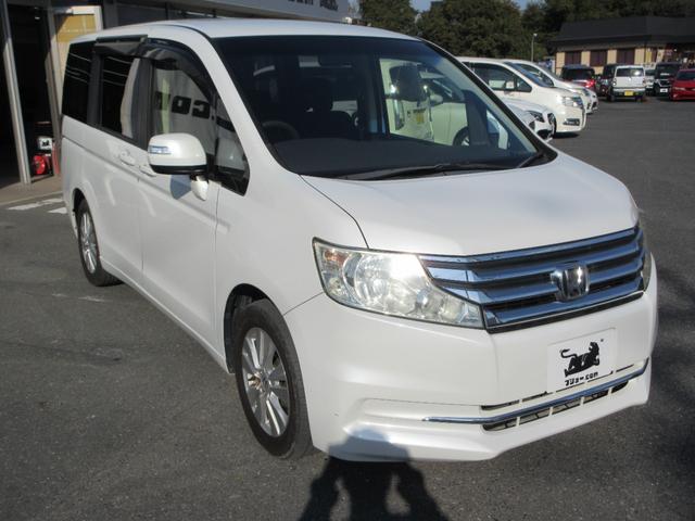 ステップワゴン Ｇ　コンフォートセレクション　両側電動パワースライドドア　ＥＴＣ　９インチナビ　バックカメラ　ＨＩＤヘッドライト　スマートキー　アイドリングストップ　クルーズコントロール　ＡＢＳ　盗難防止システム（9枚目）