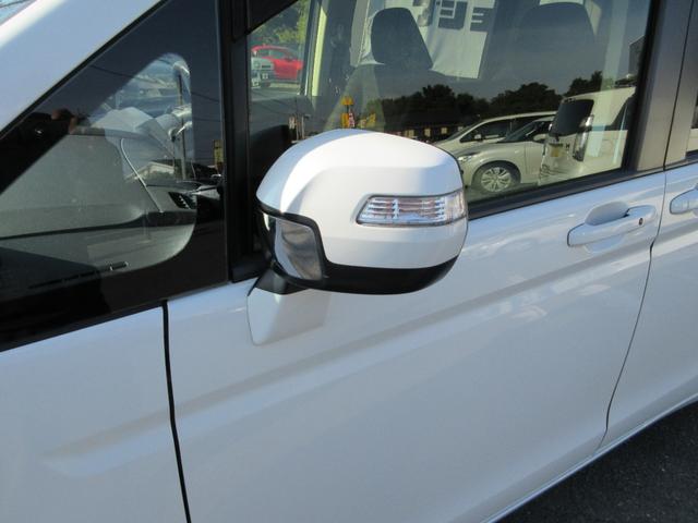 ステップワゴン Ｇ　コンフォートセレクション　両側電動パワースライドドア　ＥＴＣ　９インチナビ　バックカメラ　ＨＩＤヘッドライト　スマートキー　アイドリングストップ　クルーズコントロール　ＡＢＳ　盗難防止システム（16枚目）