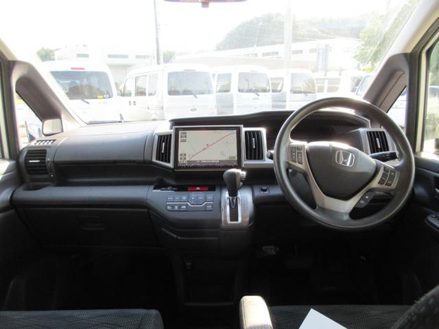 ステップワゴン Ｇ　コンフォートセレクション　両側電動パワースライドドア　ＥＴＣ　９インチナビ　バックカメラ　ＨＩＤヘッドライト　スマートキー　アイドリングストップ　クルーズコントロール　ＡＢＳ　盗難防止システム（18枚目）