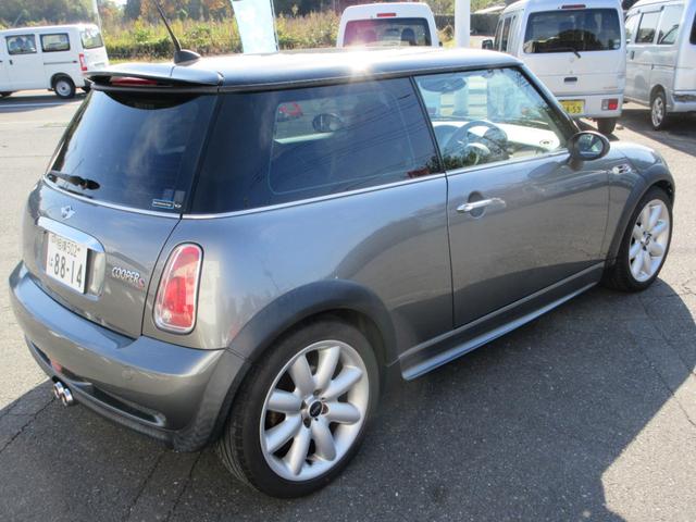 ＭＩＮＩ クーパーＳ　ターボ　アルミホイール　ＨＩＤヘッドライト　ＡＢＳ　カーテンエアバッグ　サイドエアバッグ　パドルシフト　ＥＴＣ　ドライブレコーダー（11枚目）