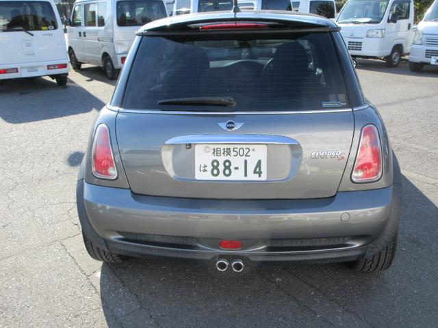 ＭＩＮＩ クーパーＳ　ターボ　アルミホイール　ＨＩＤヘッドライト　ＡＢＳ　カーテンエアバッグ　サイドエアバッグ　パドルシフト　ＥＴＣ　ドライブレコーダー（12枚目）