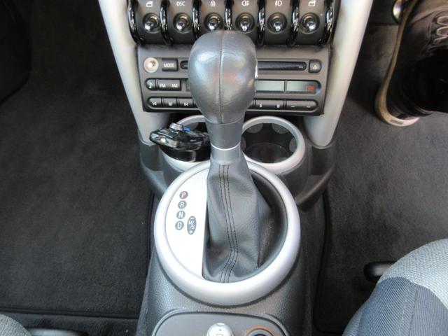 ＭＩＮＩ クーパーＳ　ターボ　アルミホイール　ＨＩＤヘッドライト　ＡＢＳ　カーテンエアバッグ　サイドエアバッグ　パドルシフト　ＥＴＣ　ドライブレコーダー（19枚目）