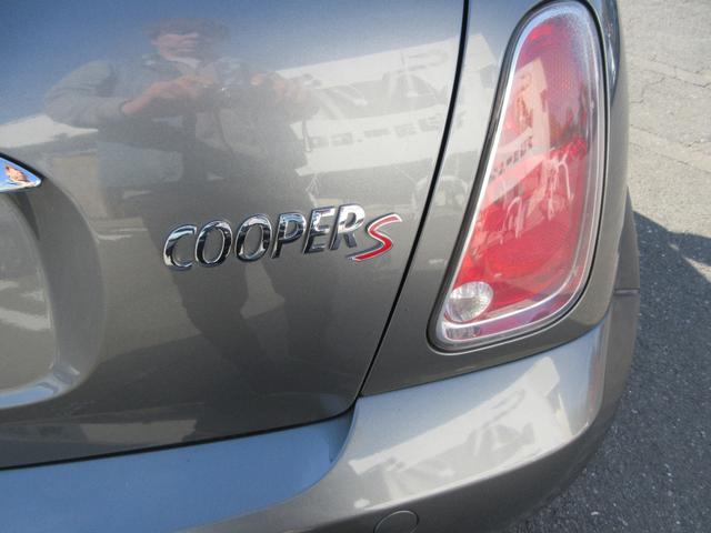ＭＩＮＩ クーパーＳ　ターボ　アルミホイール　ＨＩＤヘッドライト　ＡＢＳ　カーテンエアバッグ　サイドエアバッグ　パドルシフト　ＥＴＣ　ドライブレコーダー（20枚目）