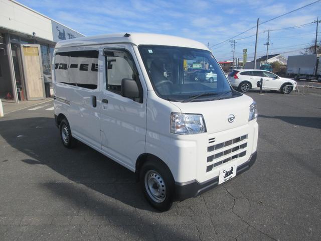 ハイゼットカーゴ ＤＸ　純正ナビ　フルセグＴＶ　ＥＴＣ　ｂｌｕｅｔｏｏｔｈ　　ＵＳＢ電源　ドライブレコーダー　アイドリングストップ　アクセル踏み間違い防止装置　衝突被害軽減ブレーキ　レーンキープアシスト（9枚目）