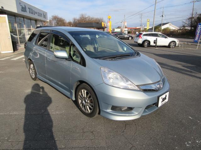 フィットシャトルハイブリッド ハイブリッド・スマートセレクション　社外アルミホイール　スマートキー　ＥＴＣ　ナビ　バックカメラ　ｂｌｕｅｔｏｏｔｈ　クルーズコントロール　ＨＩＤヘッドライト　フロントフォグランプ　ＡＢＳ　頸部衝突緩和ヘッドレスト（9枚目）