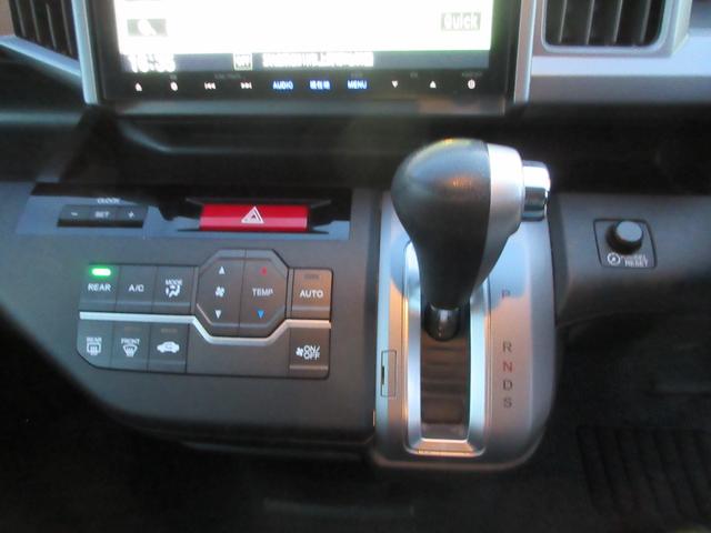 ステップワゴンスパーダ Ｓ　ナビ装着スペシャルパッケージ　左側パワースライドドア　クルーズコントロール　ＶＳＡ　バックカメラ　ＥＴＣ　ｂｌｕｅｔｏｏｔｈ　ＨＩＤヘッドライト　アイドリングストップ　ドライブレコーダー（36枚目）