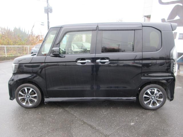 Ｎ－ＢＯＸカスタム Ｇ・Ｌホンダセンシング　スマートキー　プッシュスタート　両側電動パワースライドドア　バックカメラ　ｂｌｕｅｔｏｏｔｈ　ＥＴＣ　アルミホイール　アイドリングストップ　フロントフォグランプ　クルーズコントロール　レーンキープ（10枚目）