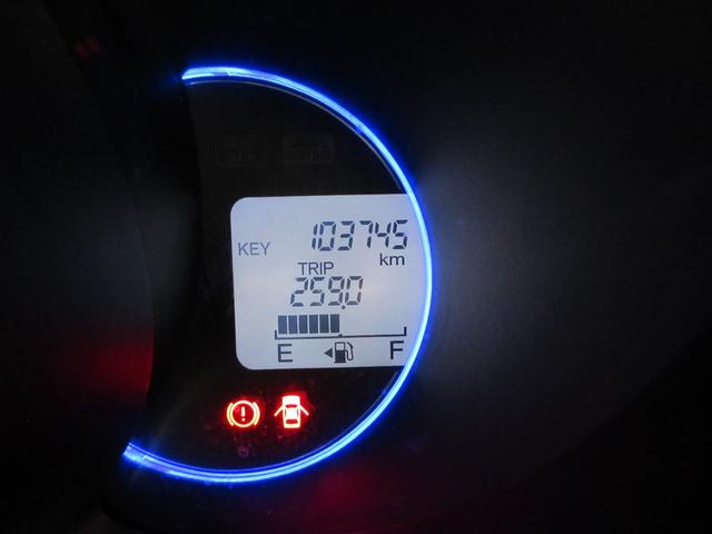 Ｎ－ＢＯＸカスタム Ｇ　ＳＳパッケージ　アルミホイール　両側パワースライドドア　ナビ　バックカメラ　ＥＴＣ　スマートキー　プッシュスタート　ＨＩＤヘッドライト　フロントフォグランプ　シートヒーター　アイドリングストップ　ＡＢＳ（18枚目）