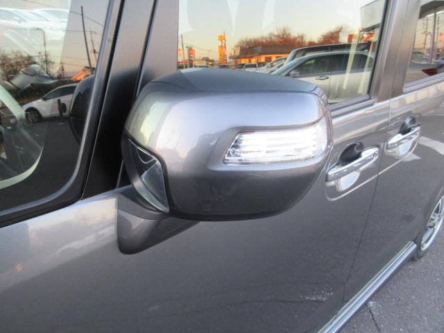 Ｎ－ＢＯＸカスタム Ｇ・Ａパッケージ　アルミホイール　左側電動パワースライドドア　スマートキー　プッシュスタート　ＨＩＤヘッドライト　フロントフォグランプ　アイドリングストップ　衝突被害軽減ブレーキ　サイドカーテンエアバッグ（23枚目）