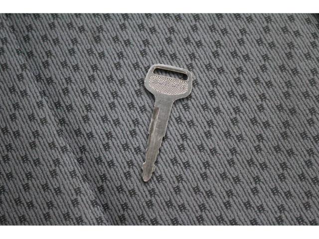 キャリイトラック KCエアコン・パワステ 5速MT車 3方開荷台(29枚目)