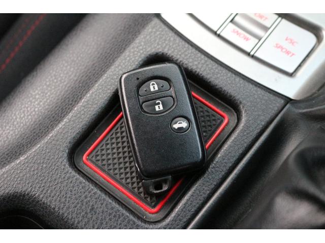 86 GT HKS GTスーパーチャージャー KHULVer2エアロキット RAYSグラムハイツAW BRIDEシート KHULマフラー BLITZ車高調 CUSCOタワーバー LEDテール/ヘッド/フォグライト(30枚目)