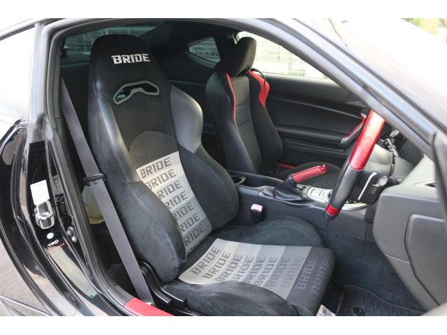 86 GT HKS GTスーパーチャージャー KHULVer2エアロキット RAYSグラムハイツAW BRIDEシート KHULマフラー BLITZ車高調 CUSCOタワーバー LEDテール/ヘッド/フォグライト(37枚目)