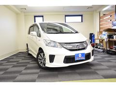 操作性が良く運転しやすいＨＯＮＤＡフリードが入庫しました。しかもハイブリッド！ステップワゴンの大きさは運転が怖いと思っている方でも運転しやすいコンパクトミニバン。ハイブリッドだから燃費も良いです！ 2
