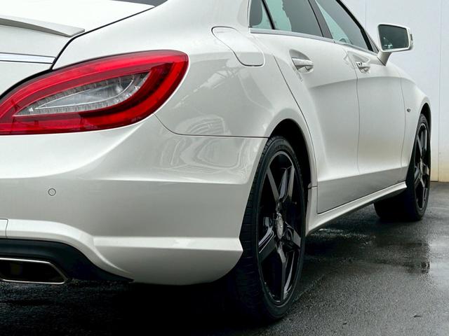 ＣＬＳクラス ＣＬＳ３５０ブルーエフィシェンシＡＭＧスポーツパケジ　黒革シート　サンルーフ　エアサス　ナビ（17枚目）