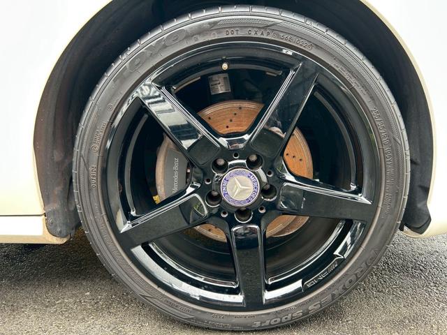 ＣＬＳクラス ＣＬＳ３５０ブルーエフィシェンシＡＭＧスポーツパケジ　黒革シート　サンルーフ　エアサス　ナビ（19枚目）