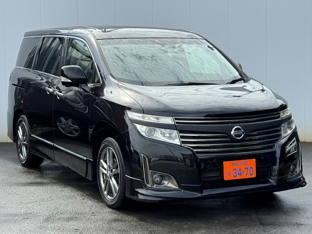 エルグランド ３５０ハイウェイスターアーバンクロムブラックレザー　エアロ　本革　両側パワスラ　フリップダウンモニター　ＴＶ　ＥＴＣ　Ｂカメラ　パワーシート　パワーバックドア（9枚目）