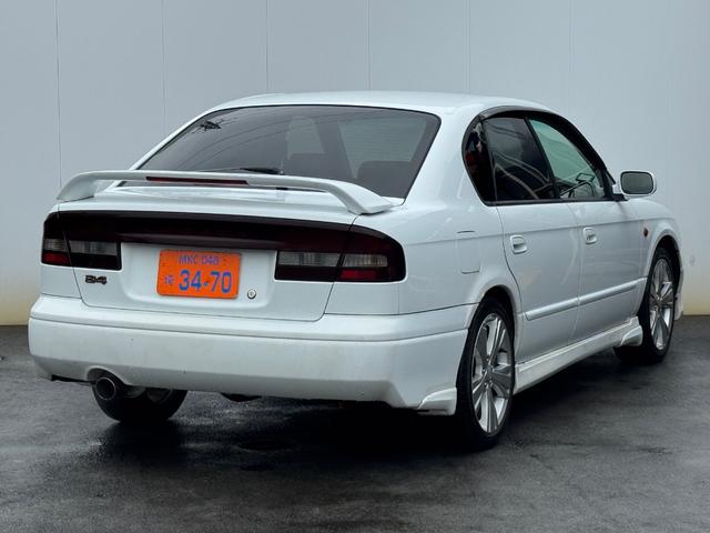 レガシィＢ４ ＲＳＫ　ターボ車　ＭＴ車　ＭＯＭＯステ　ハーフレザー　パワーシート（15枚目）