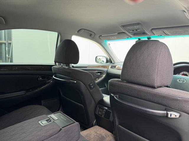 クラウンマジェスタ Aタイプ パワーシート 純正マルチ TV Bカメラ ETC スマートキー(46枚目)