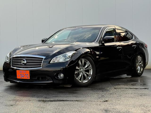 フーガ ３７０ＶＩＰ　エアフォースエアサス　エアサス公認済み　本革　ＴＶ　Ｂカメラ　ＥＴＣ　パワーシート　シートヒーター（7枚目）