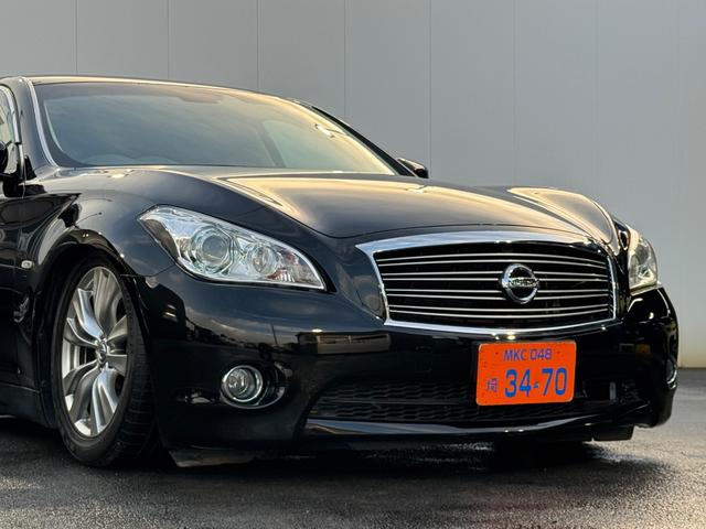 フーガ ３７０ＶＩＰ　エアフォースエアサス　エアサス公認済み　本革　ＴＶ　Ｂカメラ　ＥＴＣ　パワーシート　シートヒーター（11枚目）