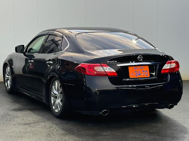 フーガ ３７０ＶＩＰ　エアフォースエアサス　エアサス公認済み　本革　ＴＶ　Ｂカメラ　ＥＴＣ　パワーシート　シートヒーター（14枚目）