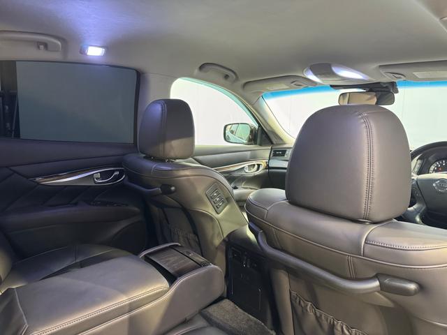 フーガ ３７０ＶＩＰ　エアフォースエアサス　エアサス公認済み　本革　ＴＶ　Ｂカメラ　ＥＴＣ　パワーシート　シートヒーター（47枚目）