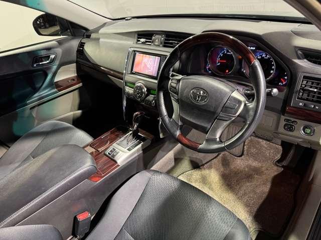 マークＸ ２５０Ｇ　リラックスセレクション・ブラックリミテッド　Ｇ’ｓ仕様　エアロ　車高調　サンルーフ　ＥＭＫＥＩ１８インチアルミ　ＴＶ　Ｂカメラ　ＥＴＣ　パワーシート（32枚目）