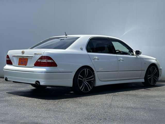 セルシオ ｅＲ仕様　マクレビ　車高調　黒革　タイベル交換（17枚目）