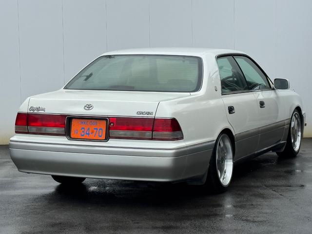 クラウン ロイヤルツーリング　ハイペリオン１８インチアルミ　ローダウン　パワーシート　キーレス（14枚目）