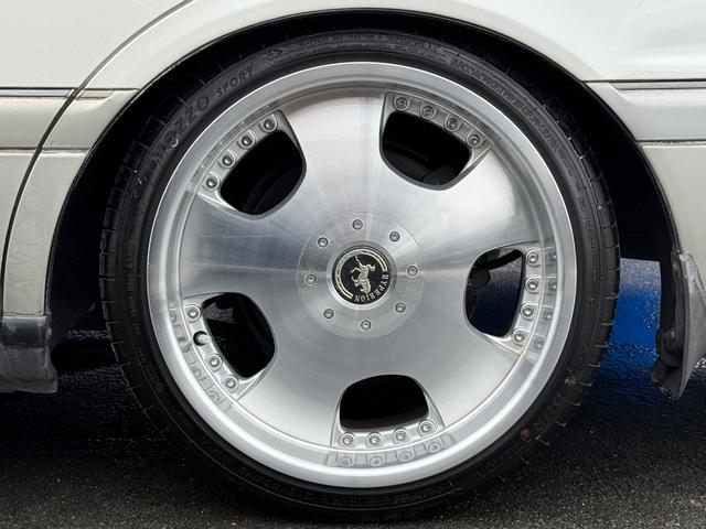 クラウン ロイヤルツーリング　ハイペリオン１８インチアルミ　ローダウン　パワーシート　キーレス（17枚目）