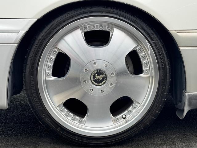 クラウン ロイヤルツーリング　ハイペリオン１８インチアルミ　ローダウン　パワーシート　キーレス（19枚目）