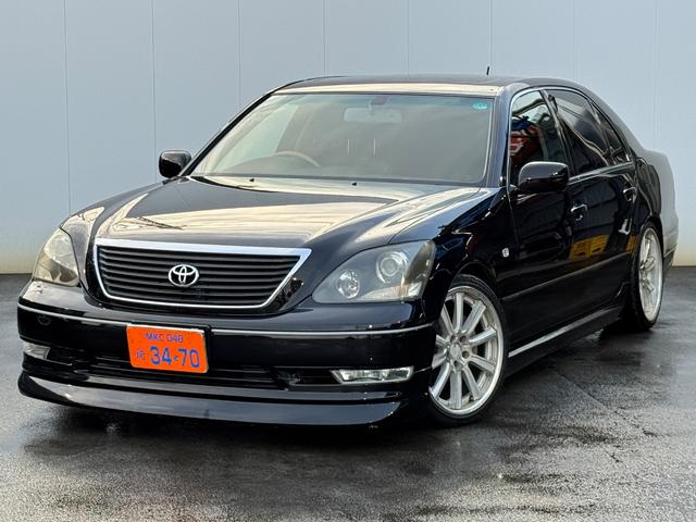 セルシオ Ｃ仕様　インテリアセレクション　本革　サンルーフ　エアロ　サスコン　１９インチアルミ　Ｂカメラ　ＥＴＣ（8枚目）