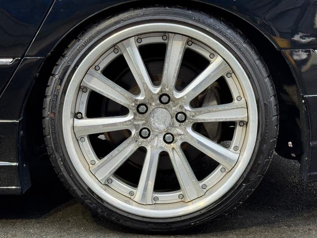 セルシオ Ｃ仕様　インテリアセレクション　本革　サンルーフ　エアロ　サスコン　１９インチアルミ　Ｂカメラ　ＥＴＣ（23枚目）