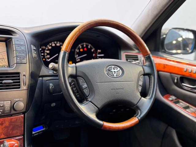 セルシオ Ｃ仕様　インテリアセレクション　本革　サンルーフ　エアロ　サスコン　１９インチアルミ　Ｂカメラ　ＥＴＣ（33枚目）