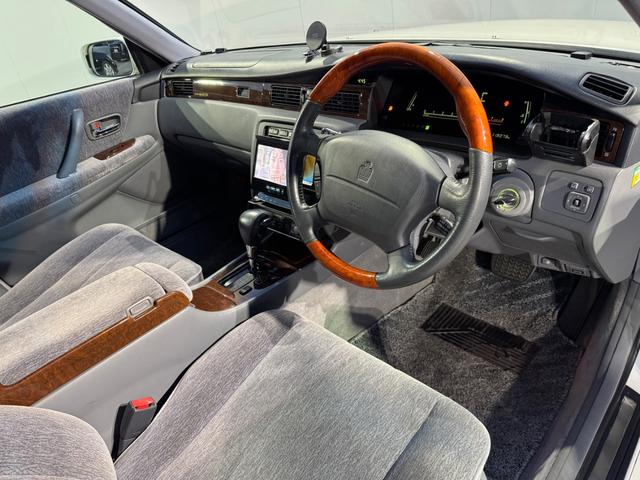 クラウンマジェスタ Aタイプ タイベル交換済み フルエアロ 19インチAW TV Bluetooth ウットコンビ ETC パワーシート(27枚目)