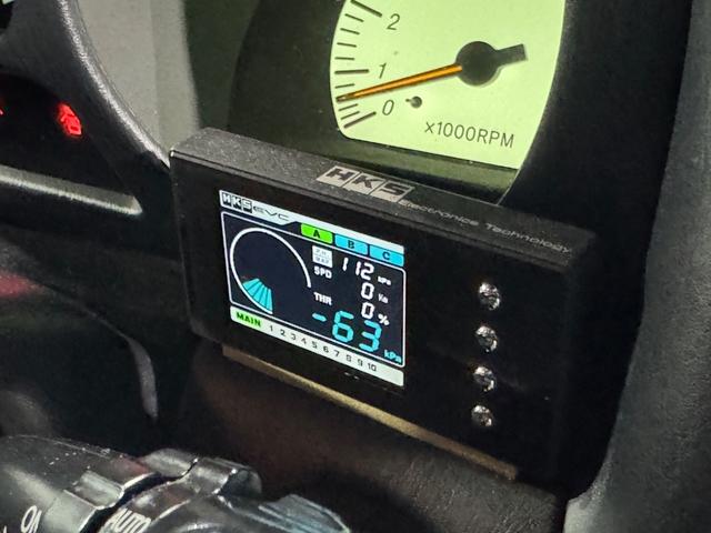 アリスト Ｖ３００ベルテックスエディション　ＢＢＳＬＭ－Ｒ１９インチＡＷ　エアロ　ＨＫＳ　ＥＶＣ　ＨＫＳ　ツインパワー　本革　ＴＲＤタワーバー　ＴＲＤメーター　ＥＴＣ（3枚目）