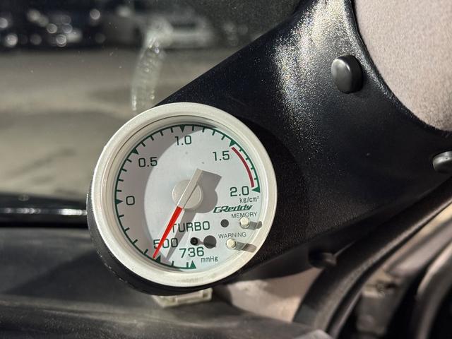 アリスト Ｖ３００ベルテックスエディション　ＢＢＳＬＭ－Ｒ１９インチＡＷ　エアロ　ＨＫＳ　ＥＶＣ　ＨＫＳ　ツインパワー　本革　ＴＲＤタワーバー　ＴＲＤメーター　ＥＴＣ（7枚目）