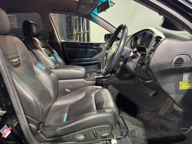 アリスト Ｖ３００ベルテックスエディション　ＢＢＳＬＭ－Ｒ１９インチＡＷ　エアロ　ＨＫＳ　ＥＶＣ　ＨＫＳ　ツインパワー　本革　ＴＲＤタワーバー　ＴＲＤメーター　ＥＴＣ（31枚目）