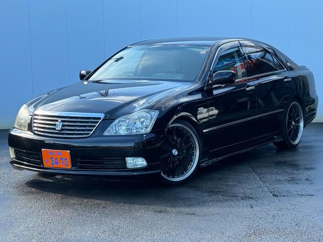 クラウン ロイヤルサルーン　社外２０インチＡＷ　ローダウン　パワーシート　純正マルチ　Ｂカメラ　ＥＴＣ（8枚目）