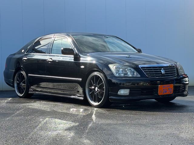 クラウン ロイヤルサルーン　社外２０インチＡＷ　ローダウン　パワーシート　純正マルチ　Ｂカメラ　ＥＴＣ（12枚目）