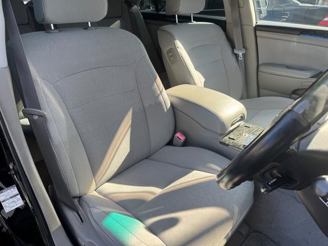 クラウン ロイヤルサルーン　社外２０インチＡＷ　ローダウン　パワーシート　純正マルチ　Ｂカメラ　ＥＴＣ（28枚目）