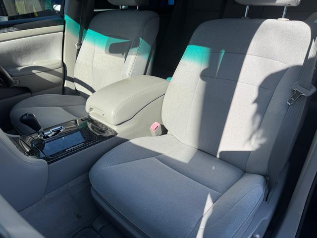 クラウン ロイヤルサルーン　社外２０インチＡＷ　ローダウン　パワーシート　純正マルチ　Ｂカメラ　ＥＴＣ（44枚目）