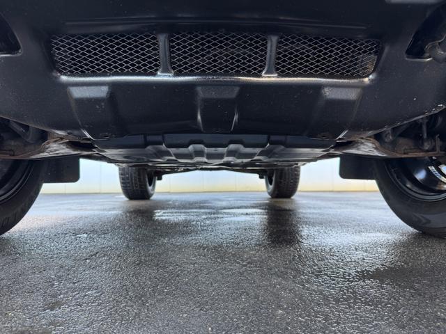 パジェロ ショート　ＶＲ－Ｉ　４ＷＤ　５速マニュアル　２０インチＡＷ　ヒッチメンバー　ＴＶ　Ｂカメラ　ＥＴＣ　ＨＩＤ（6枚目）